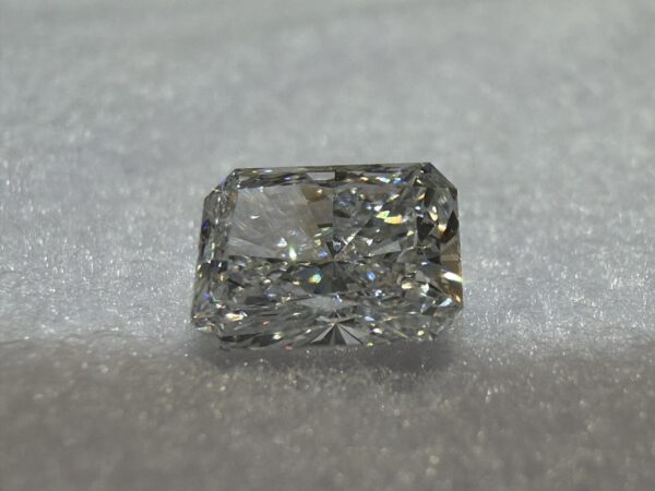 Lab-Grown Diamonds - 1.08 Carats Cut Cornered Rectangular Modified Brilliant Lab-Grown Diamond E VVS2 IGI